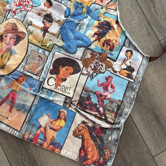 Vintage Western cowgirl Themed Apron - Picture 4 of 5